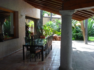 2477r.jpg