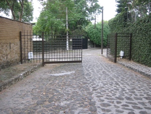 2745r.jpg