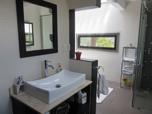 5719w.jpg