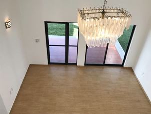 6790n.jpg