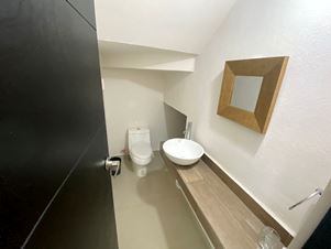 6910q.jpg